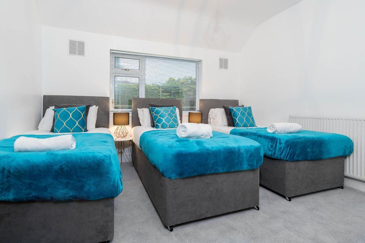 Large 4 Bedroom House - Top Rated - Off-Street Parking - Garden - Sleeps 9 - Contractors - Groups - Pool Table Northfield Zewnętrze zdjęcie
