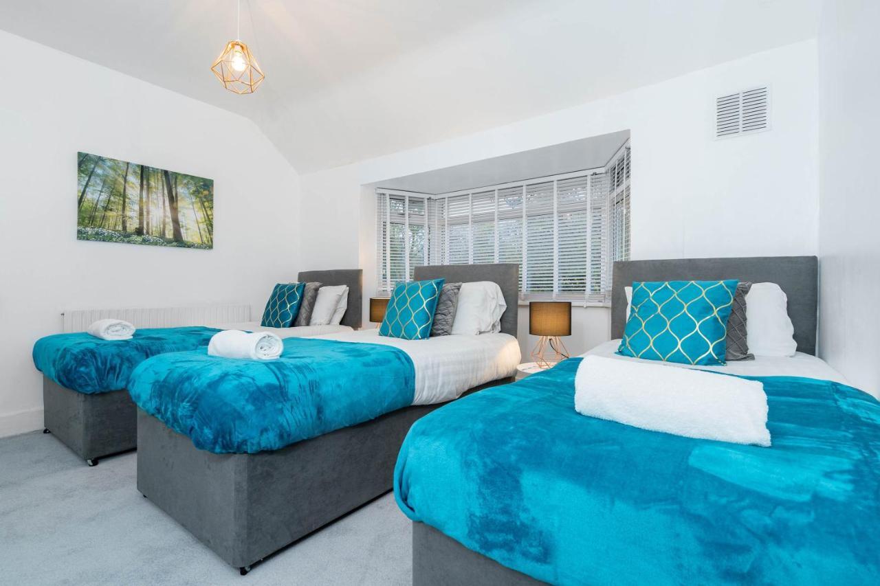 Large 4 Bedroom House - Top Rated - Off-Street Parking - Garden - Sleeps 9 - Contractors - Groups - Pool Table Northfield Zewnętrze zdjęcie